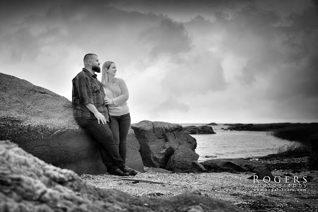 Engagement portrait on Long Island Sound by Edmund & Lori Rogers of Rogers Photoraphy Guilford, CT