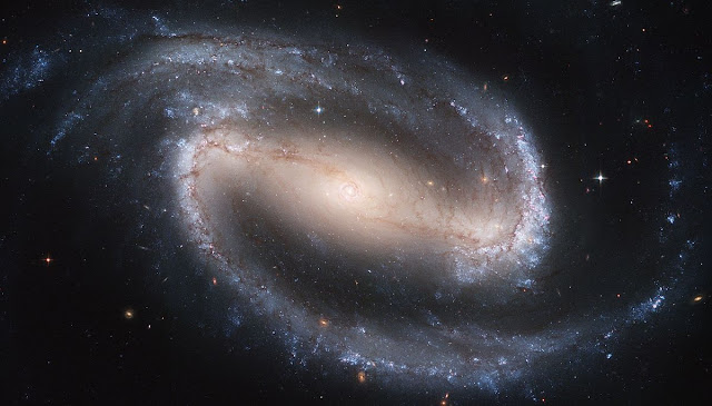 Daftar Nama Nama Galaksi Spiral Beserta Foto dan Penjelasannya Part 1