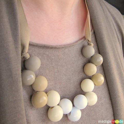 Hematite Large Bead Fashion Necklace |