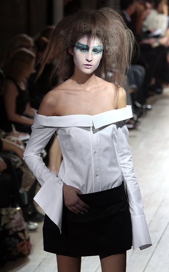  Yohji Yamamoto Spring-Summer 2010 Paris Fashion Week 