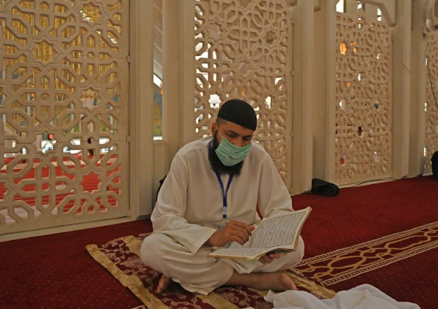 tata cara itikaf di masjid