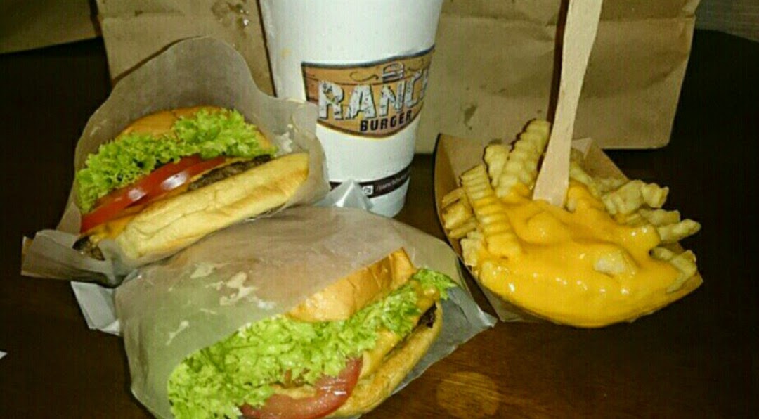 السياحة في المنطقة الشرقية: رانش برجر Ranch Burger