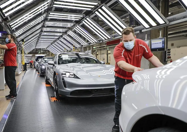 Porsche voltar a fabricar carros esportivos na Alemanha