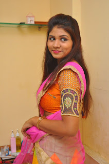 Lucky Sree in dasling Pink Saree and Orange Choli DSC 0329 1600x1063.JPG