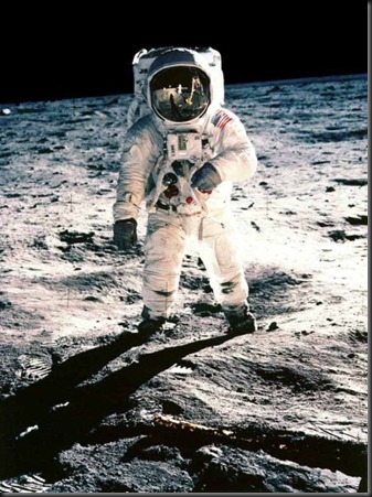 Neil_armstrong