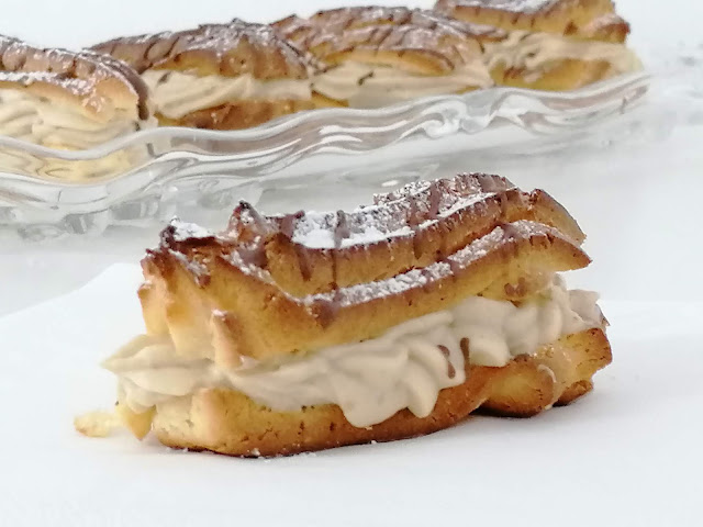 Eclairs