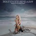 Britney Spears publica 'Swimming In The Stars' incluido en el vinilo de 'Glory'