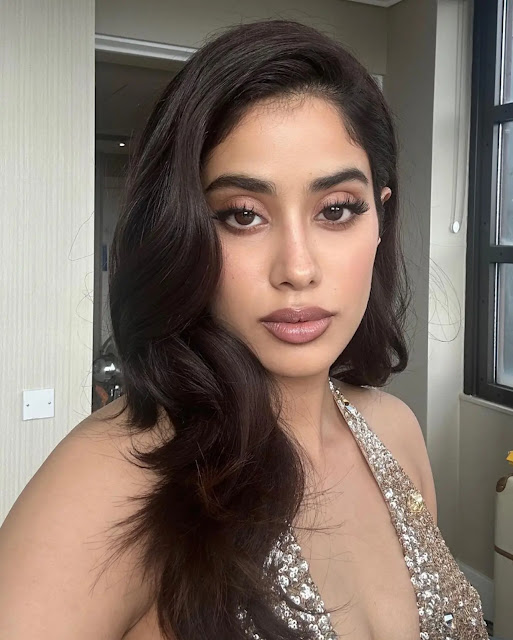 janhvi kapoor