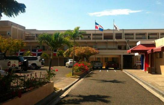 El Colegio Nuestra Señora de la Altagracia suspende clases presenciales por COVID-19