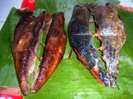 KOTA AMBON MANISE MAKANAN PAPEDA SAGU IKAN ASAR KHAS 