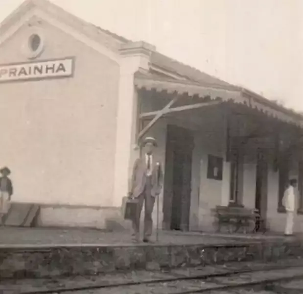 Estação de Prainha (Miracatu), por volta de 1920. Acervo: Maria A. Dutra Silva.