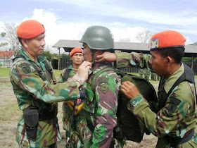 Denbravo Paskhas Laksanakan Latihan Kontra Terois