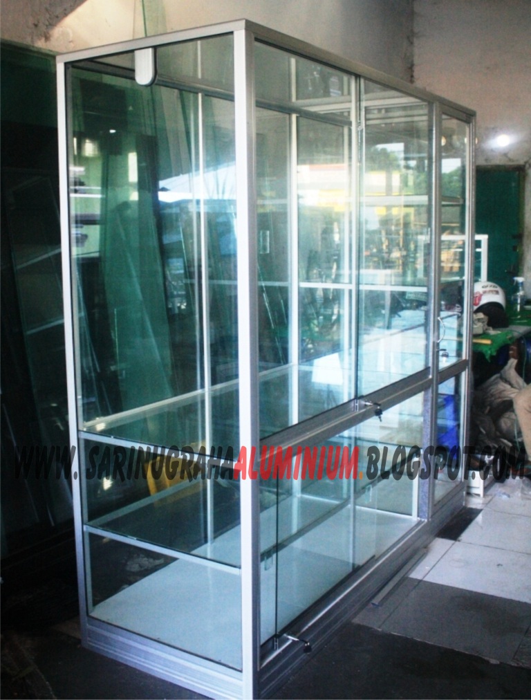 Sari Nugraha Aluminium Kaca  Construction desain etalase  