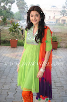 Anushka Sharma appear in shalwar kameez on the sets of Sony's Saas Bina Sasural