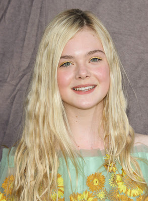 Elle Fanning Hairstyle