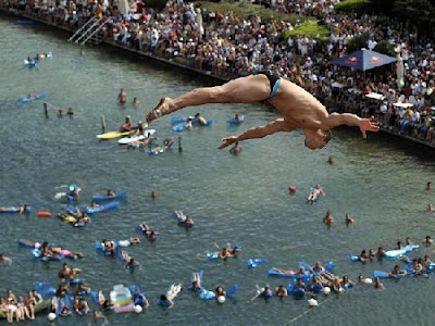 Red Bull Cliff Diving Seen On coolpicturesgallery.blogspot.com