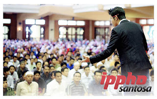 motivator-indonesia-terbaik-ippho-santosa-motivator-terkenal-indonesia