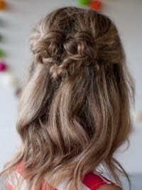 How-to-Style-a-Sweetheart-Braid