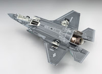 Hasegawa 1/72 F-35 LIGHTNING II (B Version) 'U.S. MARINE' (E46) English Color Guide & Paint Conversion Chart