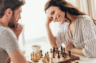 sevgiliyle satranç oynamak, sevgiliyle satranç oynanır mı