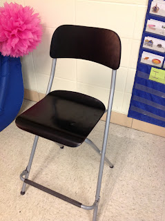 letter expert's special chair