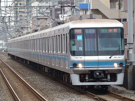 東京メトロ東西線　通勤快速　中野行き4　07系