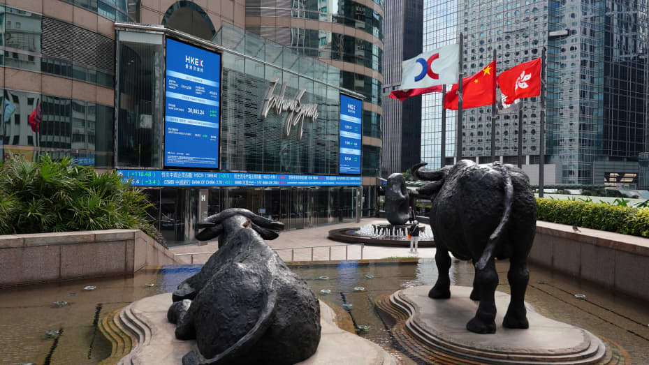 Another healthy gain for Hong Kong stocks