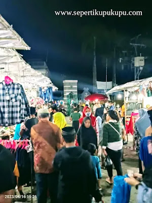 Pasar Malam Masjid Al Markaz Al Islami Makassar