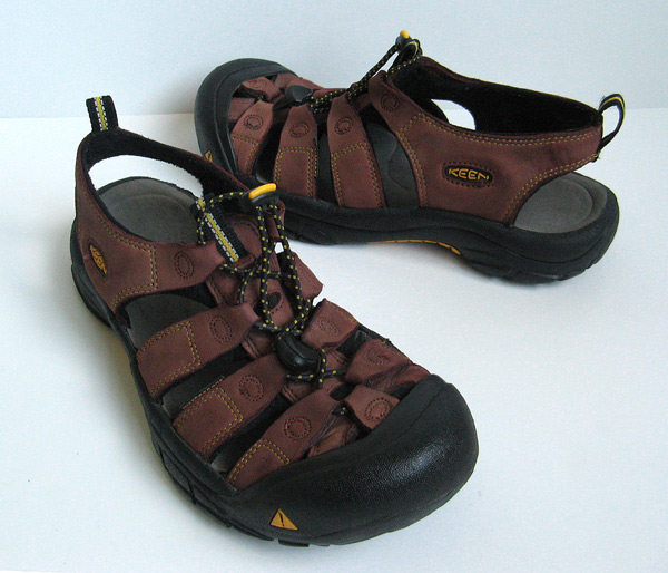 CoachShoes: KEEN BROWN LEATHER NEWPORT H2 SANDALS WOMENS SIZE 9