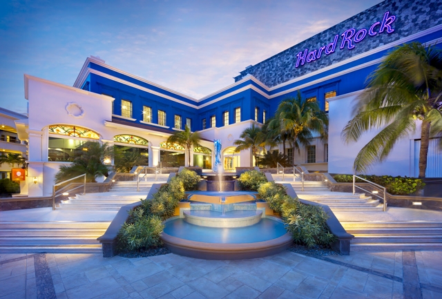 TURISMO: Hard Rock Hotel Riviera Maya recebe espetáculo Rock Circus