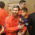 Murtaza cumple sueño de conocer a Messi