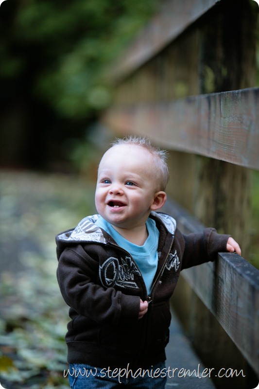 LyndenFamilyPhotographer10-31-09Logan-102