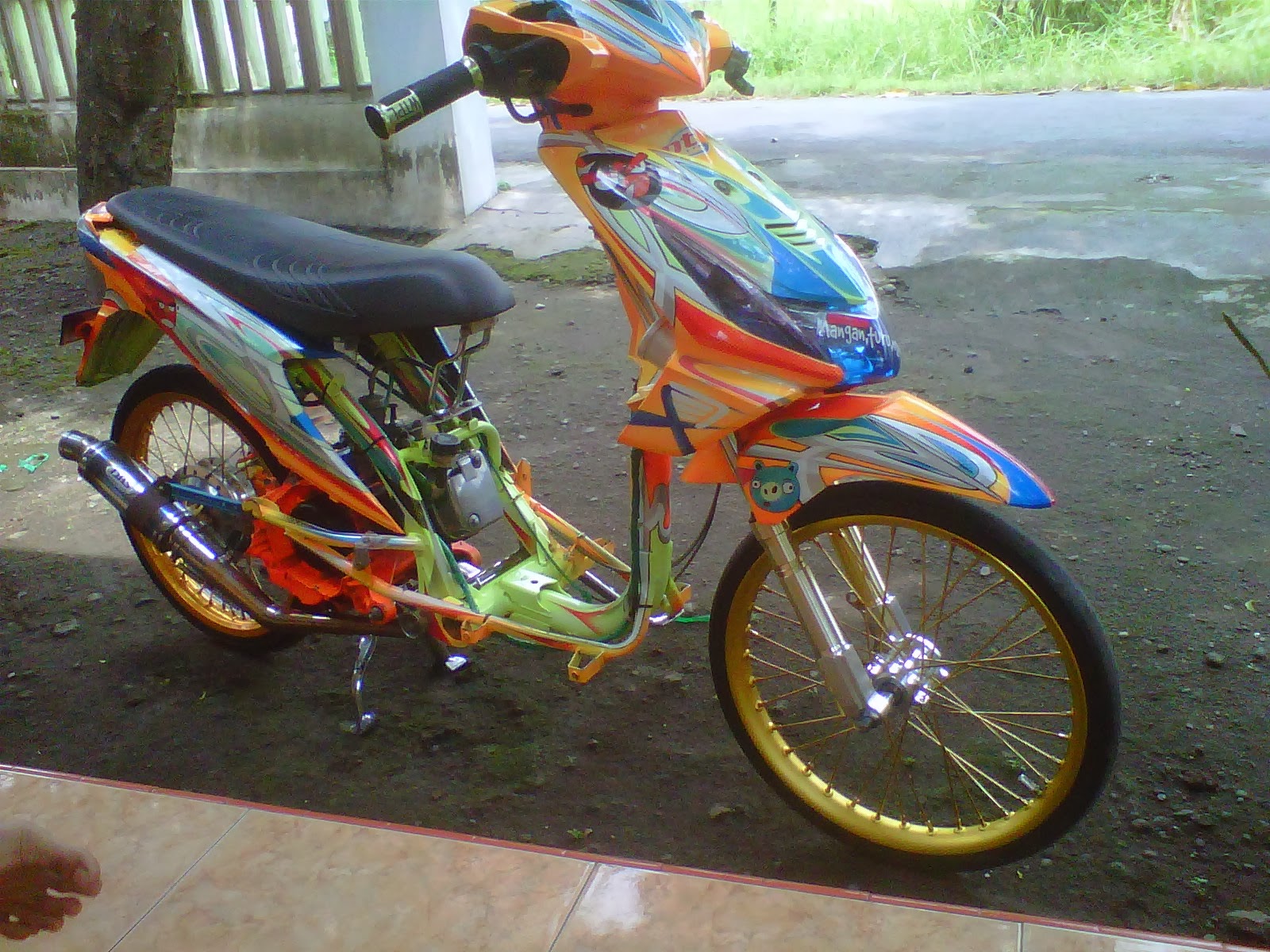 Download Koleksi 60 Modifikasi Airbrush Motor Honda Beat Terupdate