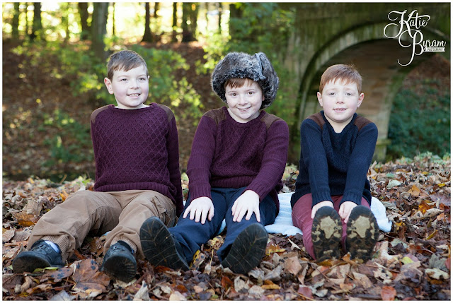 hardwick park, hardwick park family photoshoot, family photos north east, north east family photographer, autumn family photoshoot, autumn family photographs