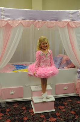 Toddlers and Tiaras Star Eden Wood Seen On www.coolpicturegallery.us