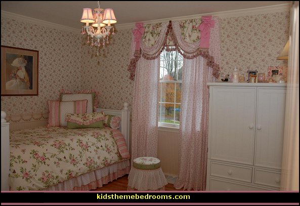  Decorating  theme bedrooms  Maries Manor parlor