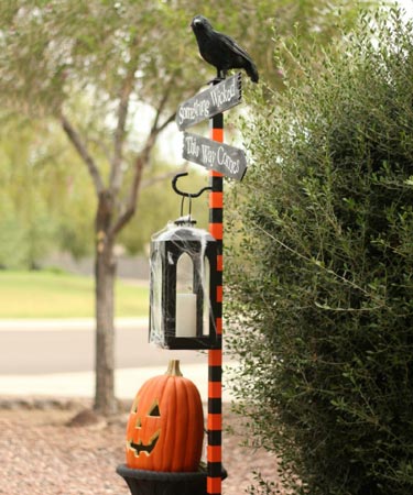 Decorate lamp post simply for Halloween