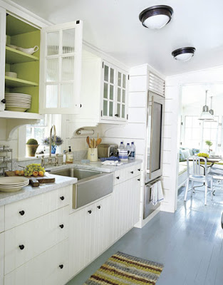 Painted kitchen floors: Pratt & Lambert gray + white 