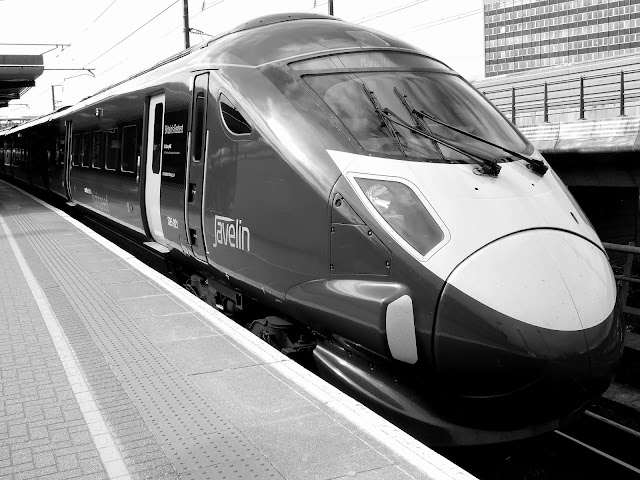 operated by south eastern train electric multiple unit class 395021 javelin train stands in ashford station 2013