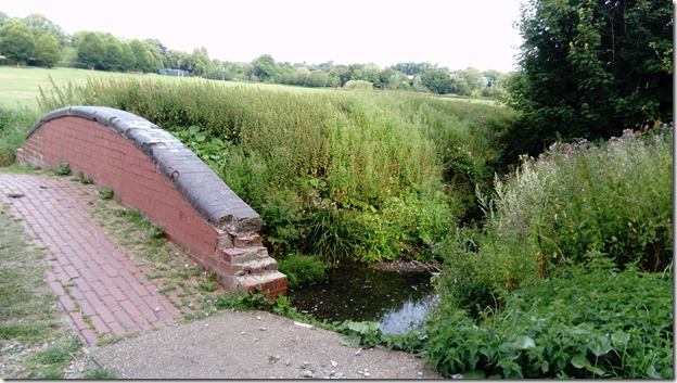 2 bridge over river rea