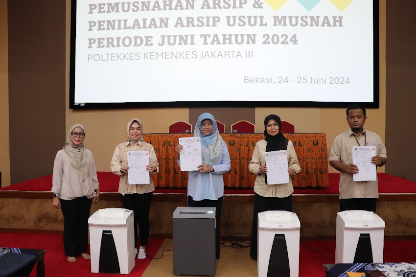 Pemusnahan dan Penilaian Arsip Usul Musnah Poltekkes Kemenkes Jakarta III