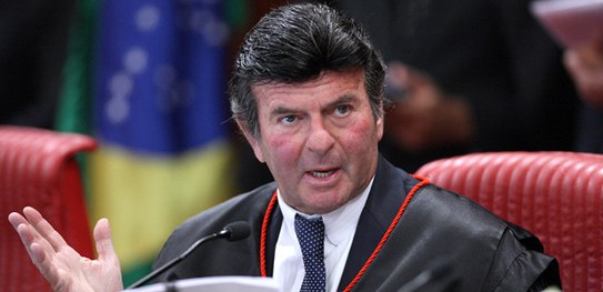 Corte Eleitoral nega registro do candidato Dr. Luiz Menezes de Tianguá (CE)
