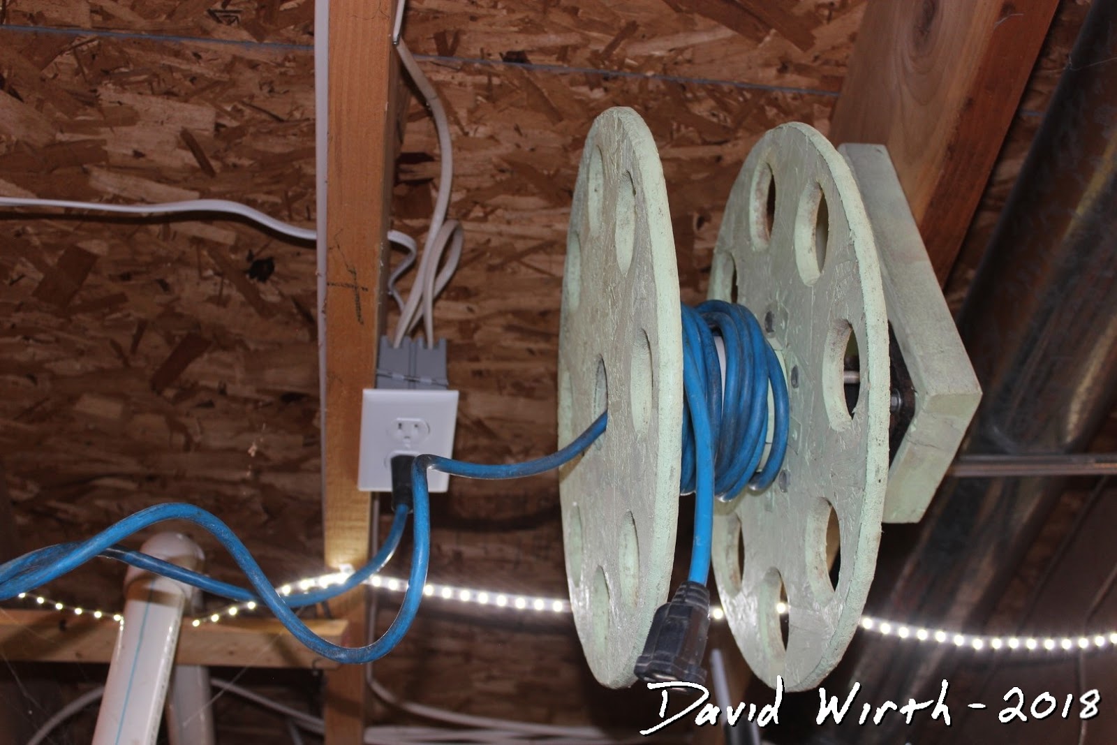 Extension Cord Reel - Easy Build Plans