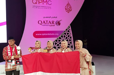 Selamat, Empat Santri Indonesia Juara Debat Internasional Di Qatar