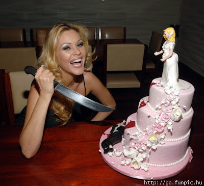 Amazing Wedding Cakes on Unique Wedding Cakes   Wedding Cakes   Zimbio