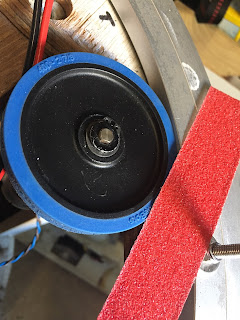 R5-D4 bearing wheel tape