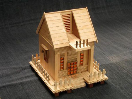 Miniatur Kerajinan Rumah dari Stik Es Krim