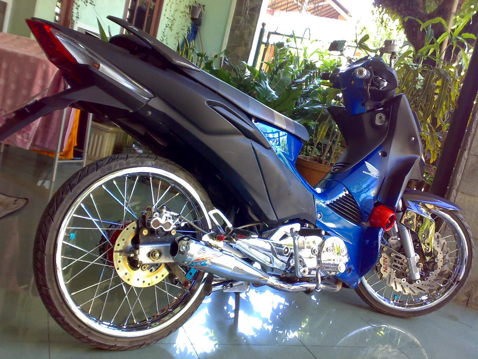 Download Kumpulan Modif Jok Motor Supra X 125 Terkeren Botol