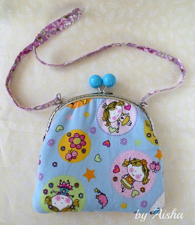 bolso con tela de princesas hecho a mano
