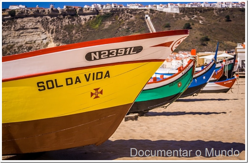 A tradição piscatória na Praia da Nazaré, exposição barcos Nazaré, secagem peixe Nazaré